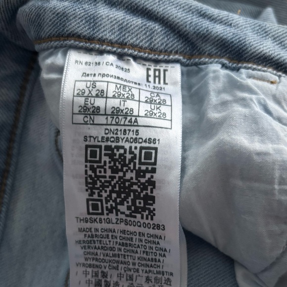 GUESS Ultra High-Rise Straight Ankle Leg Jeans Size 29 - Picture 4 of 12